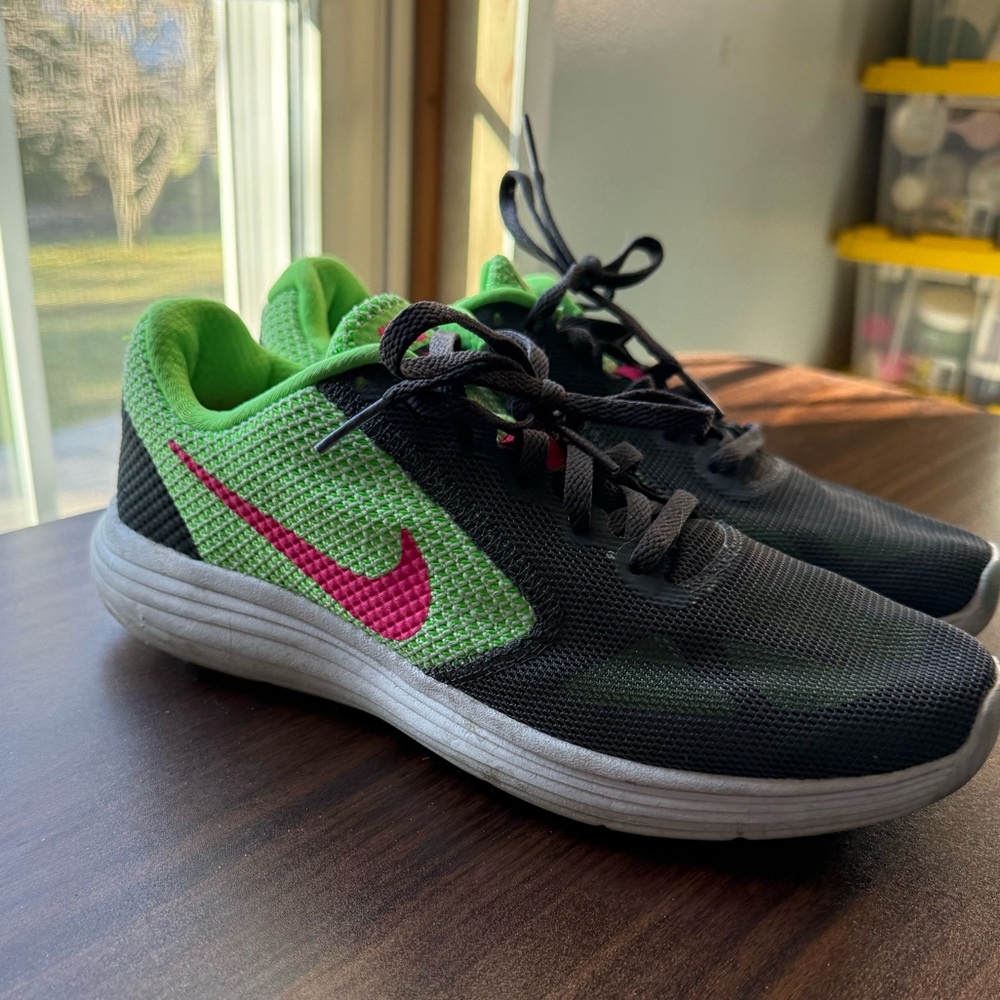 Nike revolution 3 pink and green tennis shoes